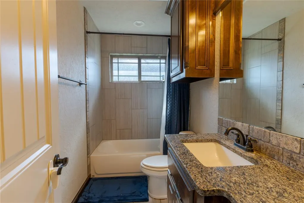 Photo 14 — 1605 NE White Rock Drive, Elgin, OK 73538