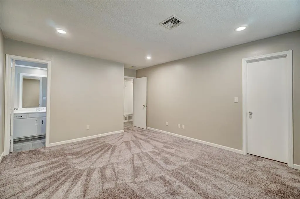 Photo 8 — 1528 Apollo Road, Edmond, OK 73003