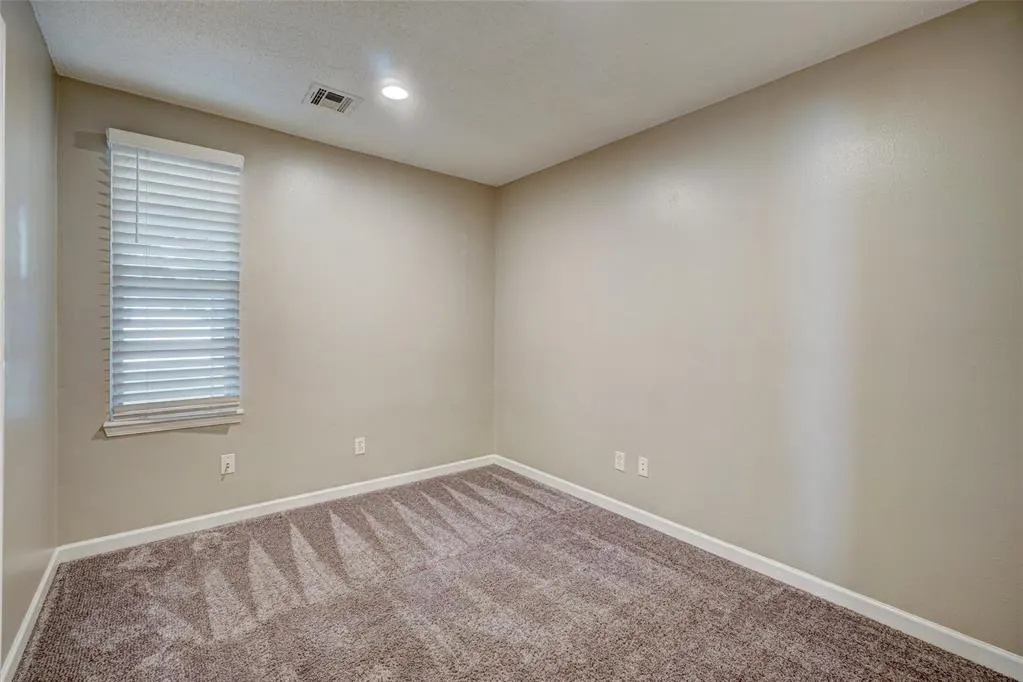 Photo 15 — 1528 Apollo Road, Edmond, OK 73003