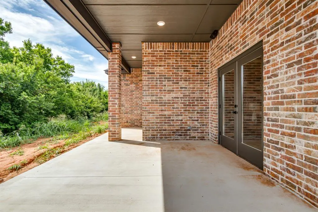 Photo 39 — 10712 Blue Creek Drive, Yukon, OK 73099