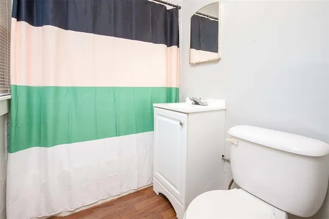 Photo 3 — 2415 Linn Avenue, Oklahoma City, OK 73107