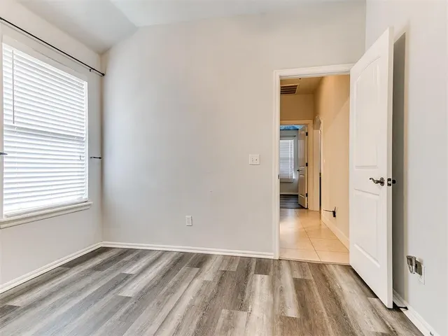 Photo 8 — 7609 Harold Drive, Yukon, OK 73099