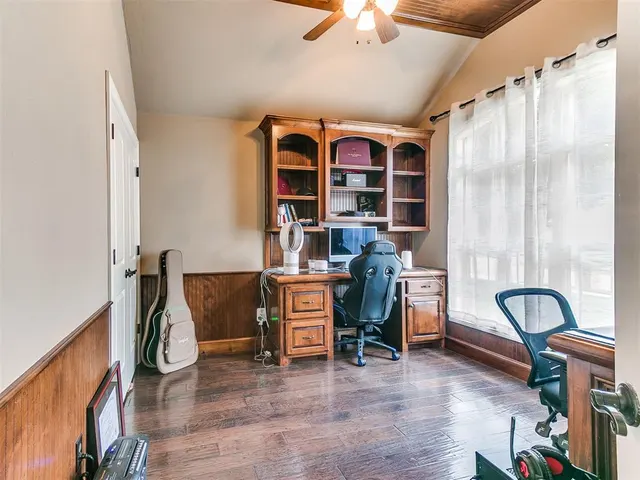 Photo 6 — 7609 Harold Drive, Yukon, OK 73099