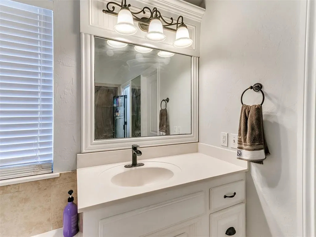 Photo 30 — 7609 Harold Drive, Yukon, OK 73099