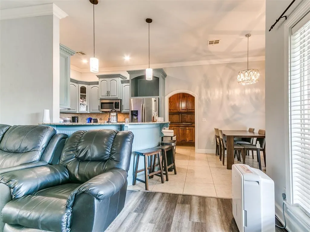 Photo 32 — 7609 Harold Drive, Yukon, OK 73099