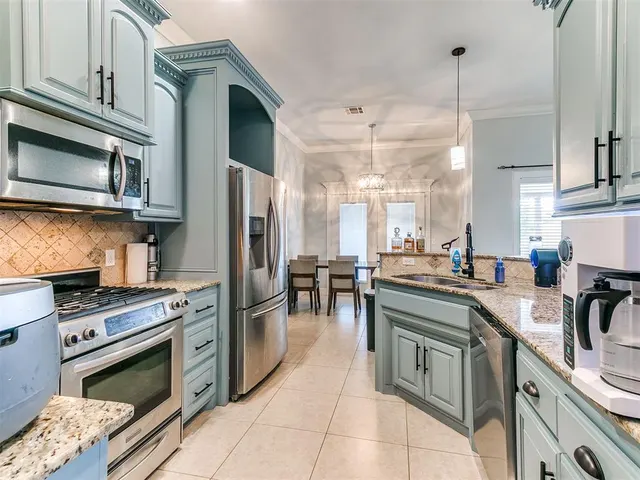 Photo 4 — 7609 Harold Drive, Yukon, OK 73099