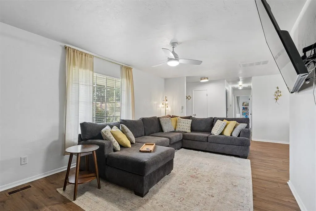 Photo 9 — 2111 Van Buren Avenue, Piedmont, OK 73078