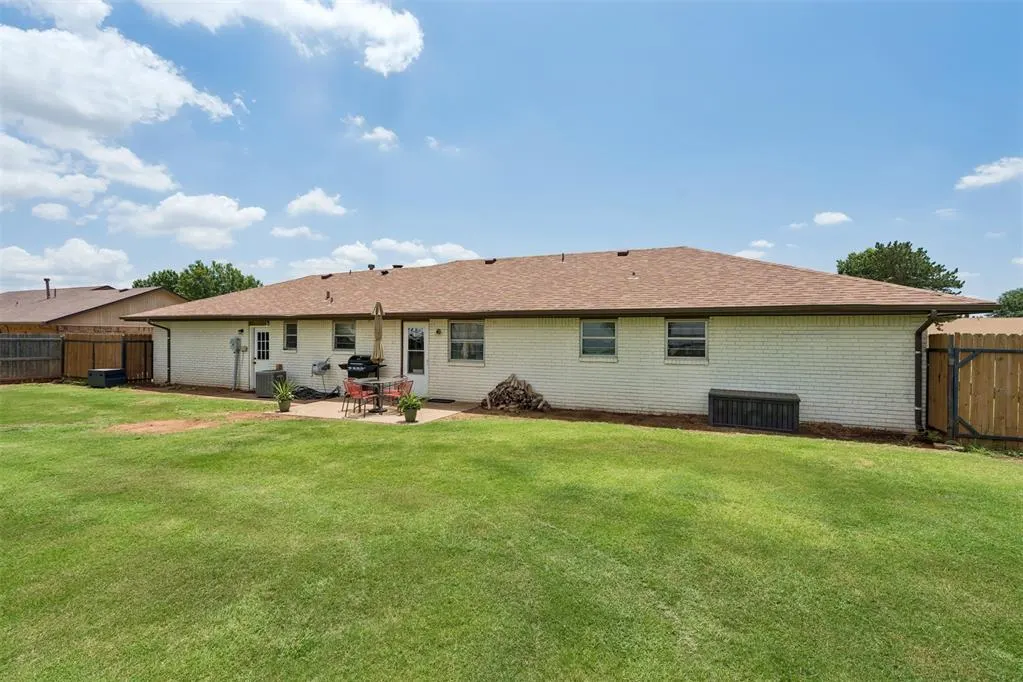 Photo 36 — 2111 Van Buren Avenue, Piedmont, OK 73078