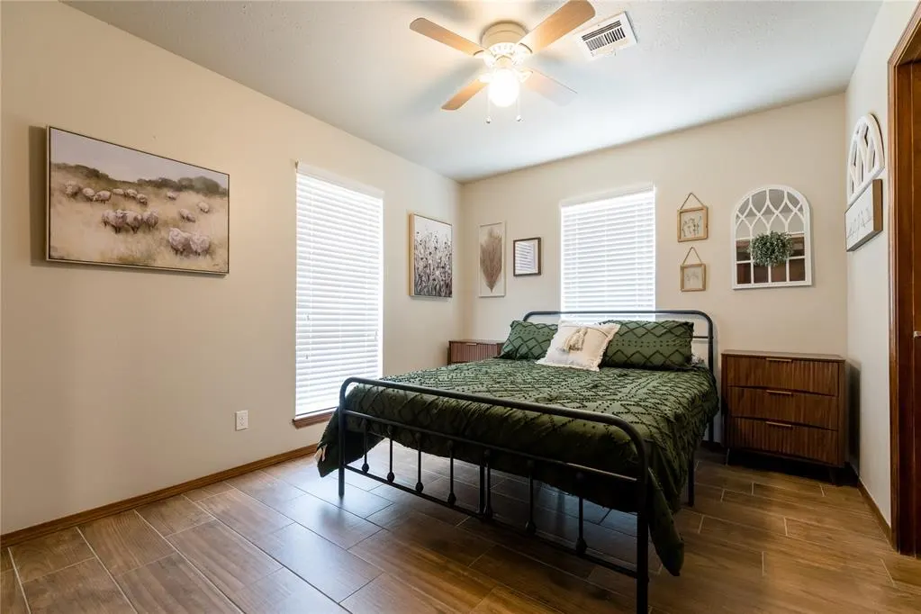 Photo 10 — 1402 Sherry Court, Elk City, OK 73644