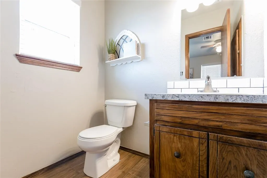 Photo 11 — 1402 Sherry Court, Elk City, OK 73644