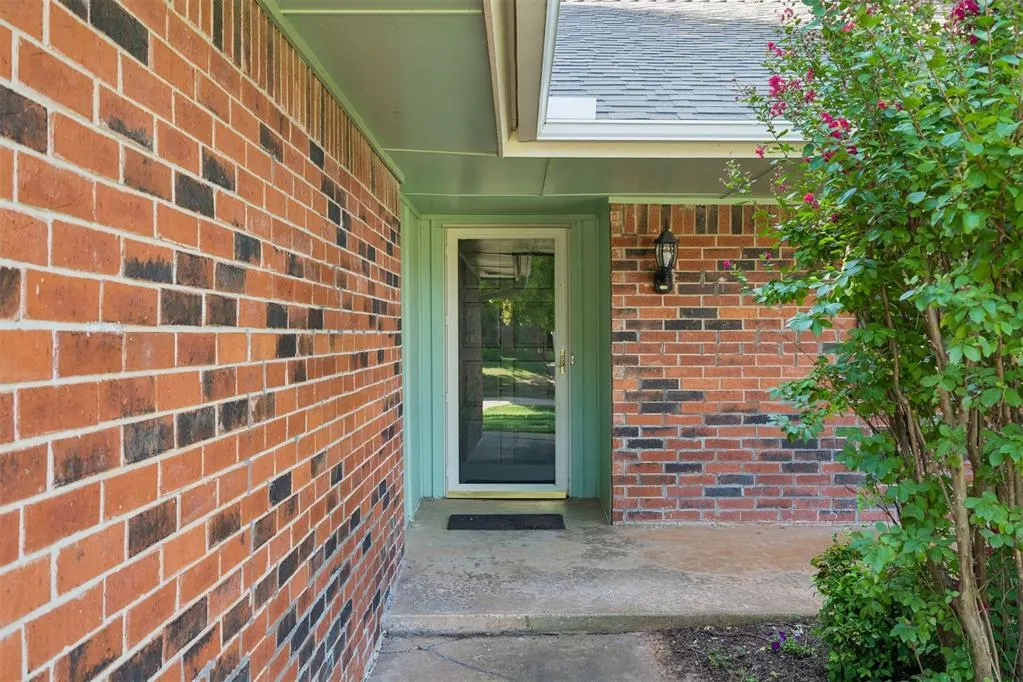 Photo 6 — 510 Leaning Elm Drive, Norman, OK 73071