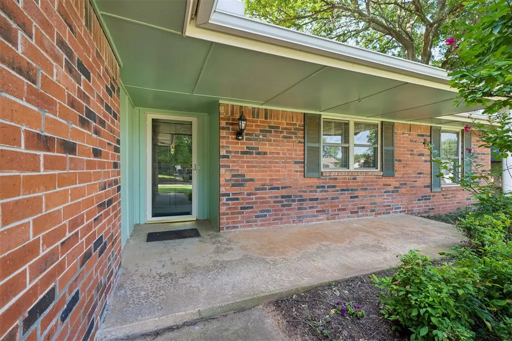 Photo 7 — 510 Leaning Elm Drive, Norman, OK 73071