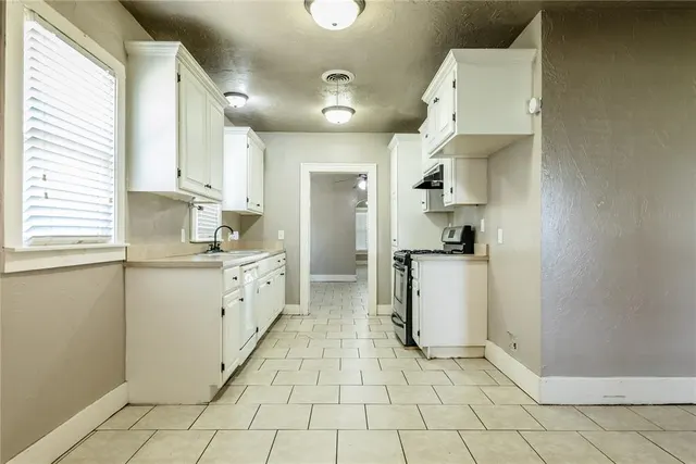 Photo 8 — 612 W 6th Street, Elk City, OK 73644