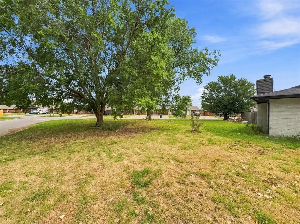 Photo 5 — 101 Gayla Street, Shawnee, OK 74804