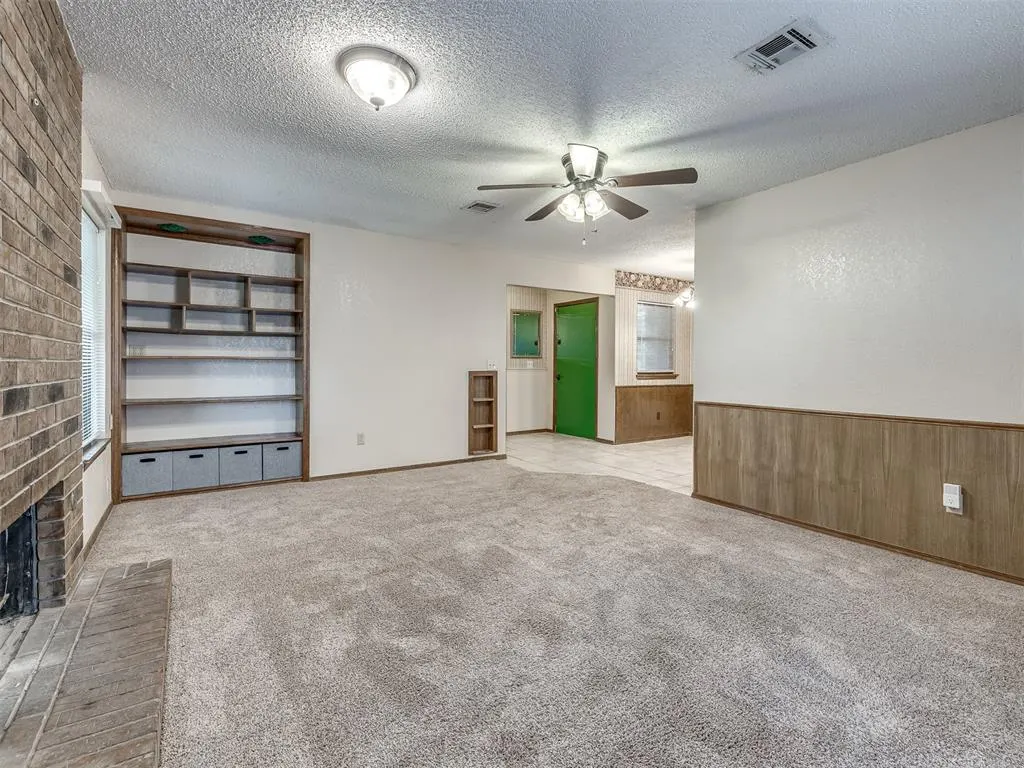Photo 8 — 741 W Elder Drive, Mustang, OK 73064