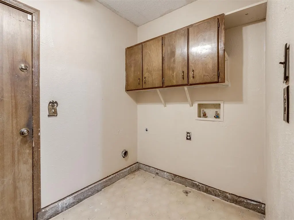 Photo 19 — 741 W Elder Drive, Mustang, OK 73064