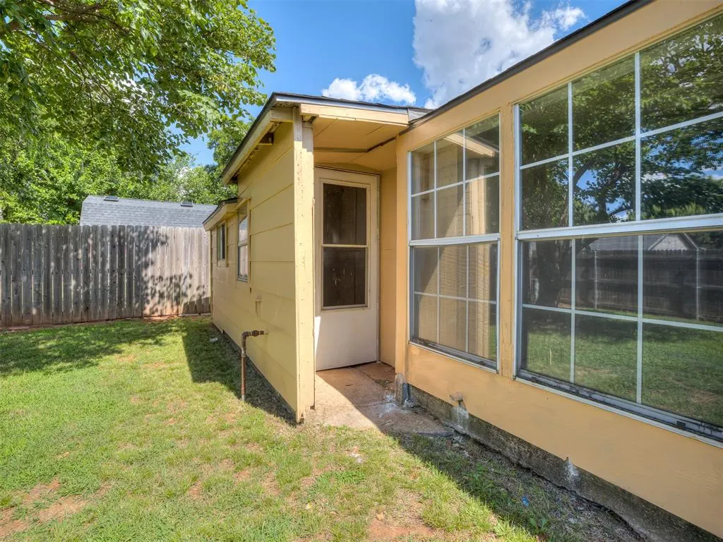 Photo 37 — 741 W Elder Drive, Mustang, OK 73064
