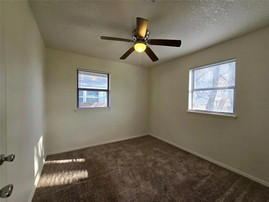 Photo 5 — 807 N Beard Avenue, Shawnee, OK 74801