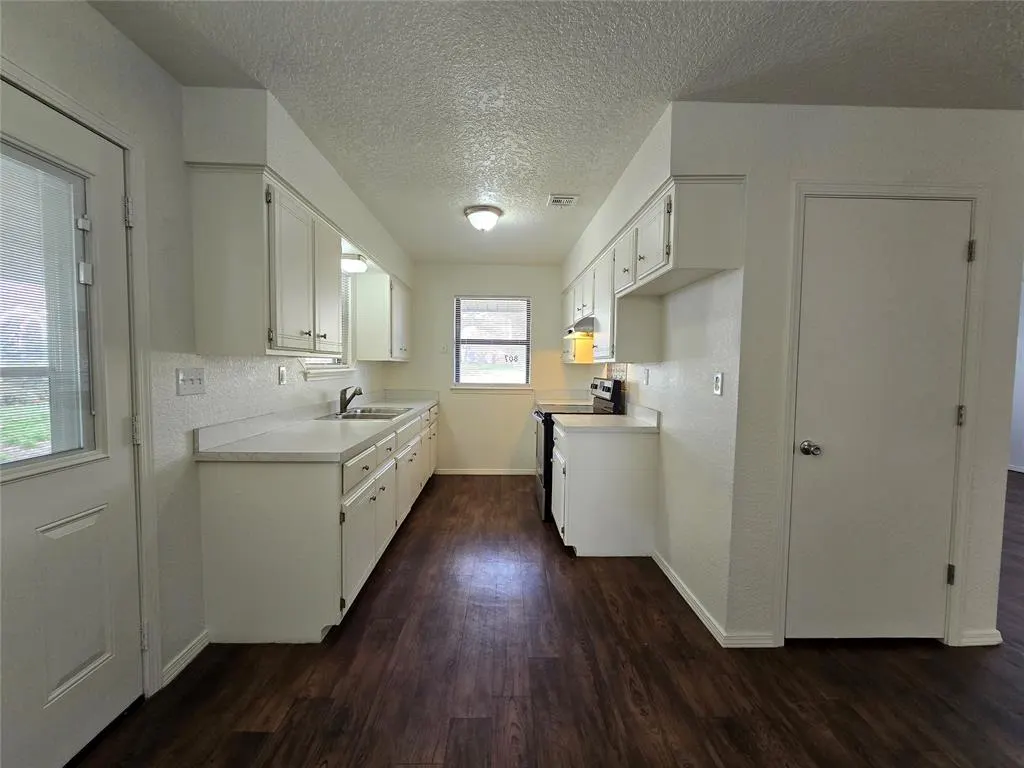Photo 18 — 807 N Beard Avenue, Shawnee, OK 74801