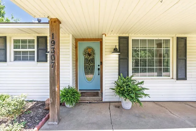 Photo 3 — 19307 Malone Road, Tecumseh, OK 74873