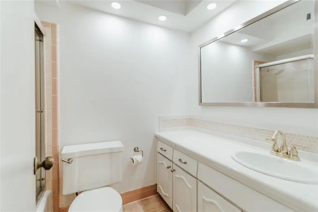 Photo 14 — 2529 NW 62nd Street 127, Oklahoma City, OK 73112
