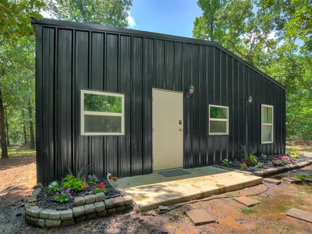 Photo 3 — 17800 E Indian Hills Road, Newalla, OK 74857