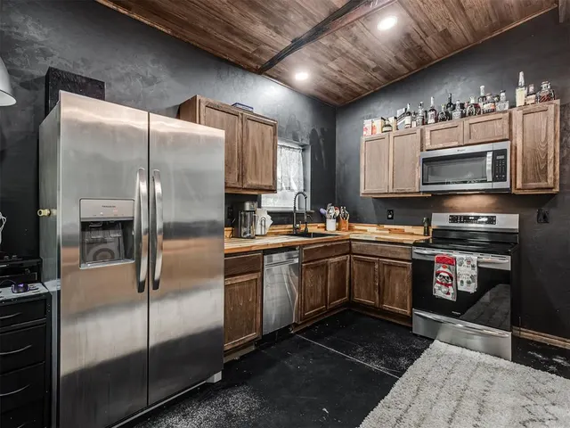 Photo 6 — 17800 E Indian Hills Road, Newalla, OK 74857
