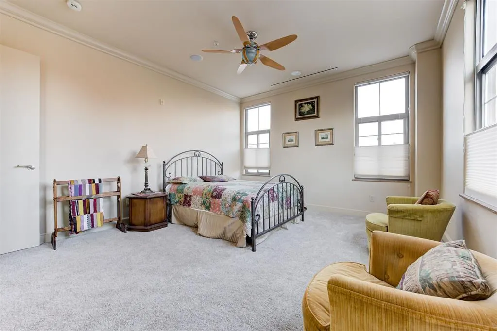 Photo 13 — 200 S Oklahoma Avenue 202, Oklahoma City, OK 73104