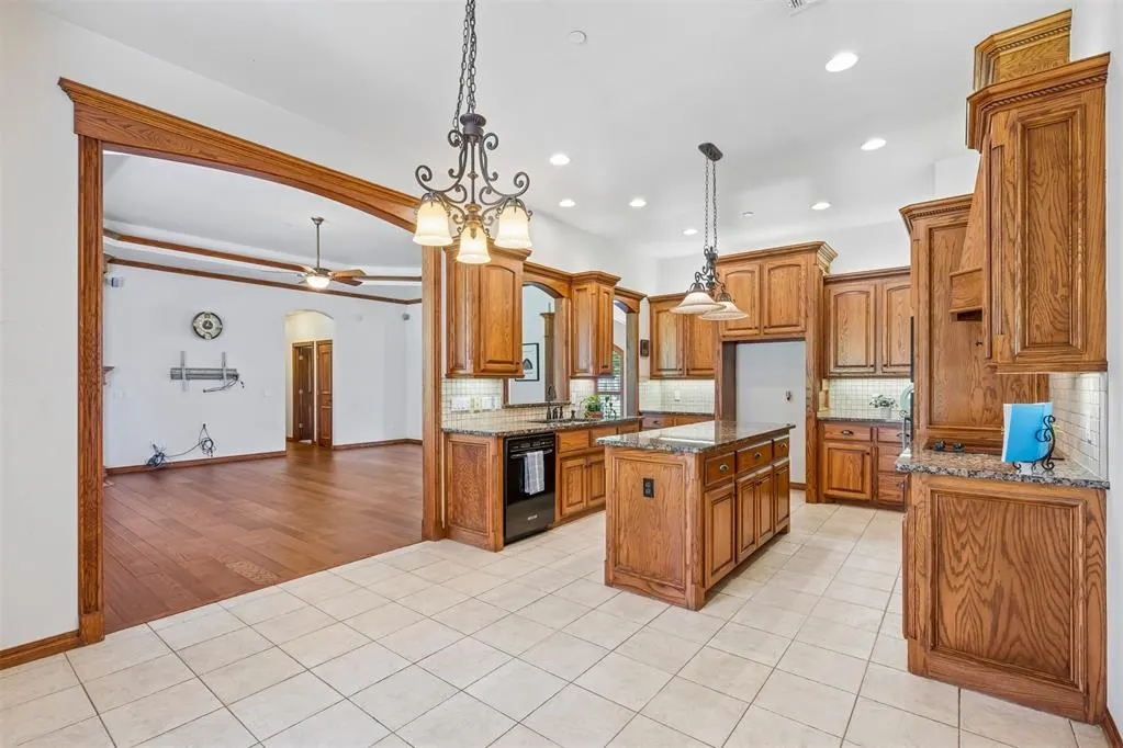 Photo 17 — 9800 Prosper Drive, Oklahoma City, OK 73151