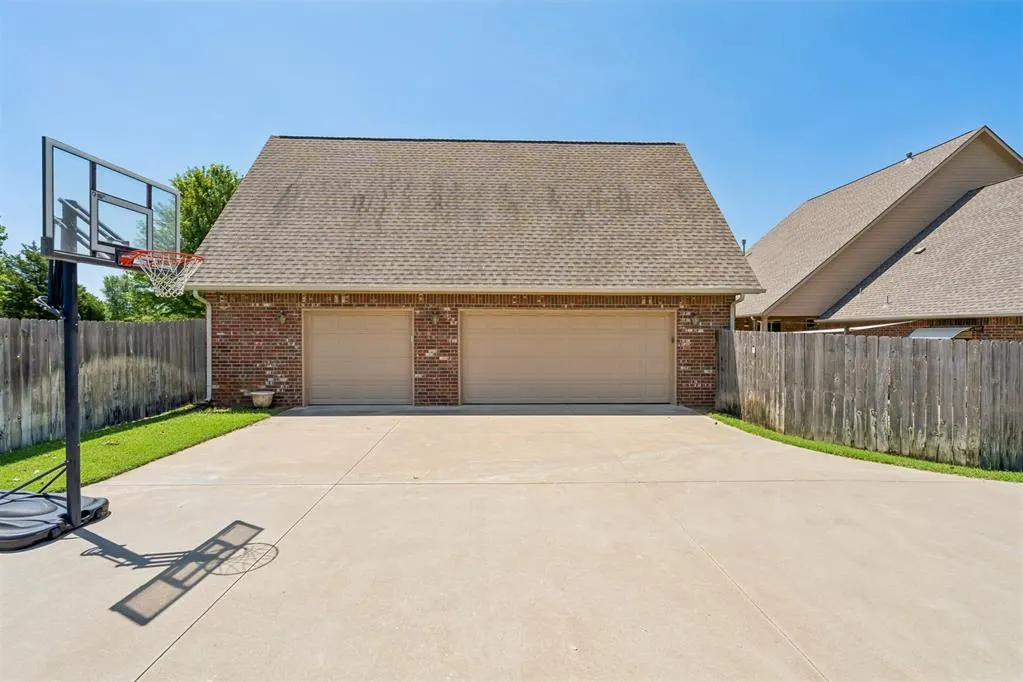 Photo 34 — 9800 Prosper Drive, Oklahoma City, OK 73151