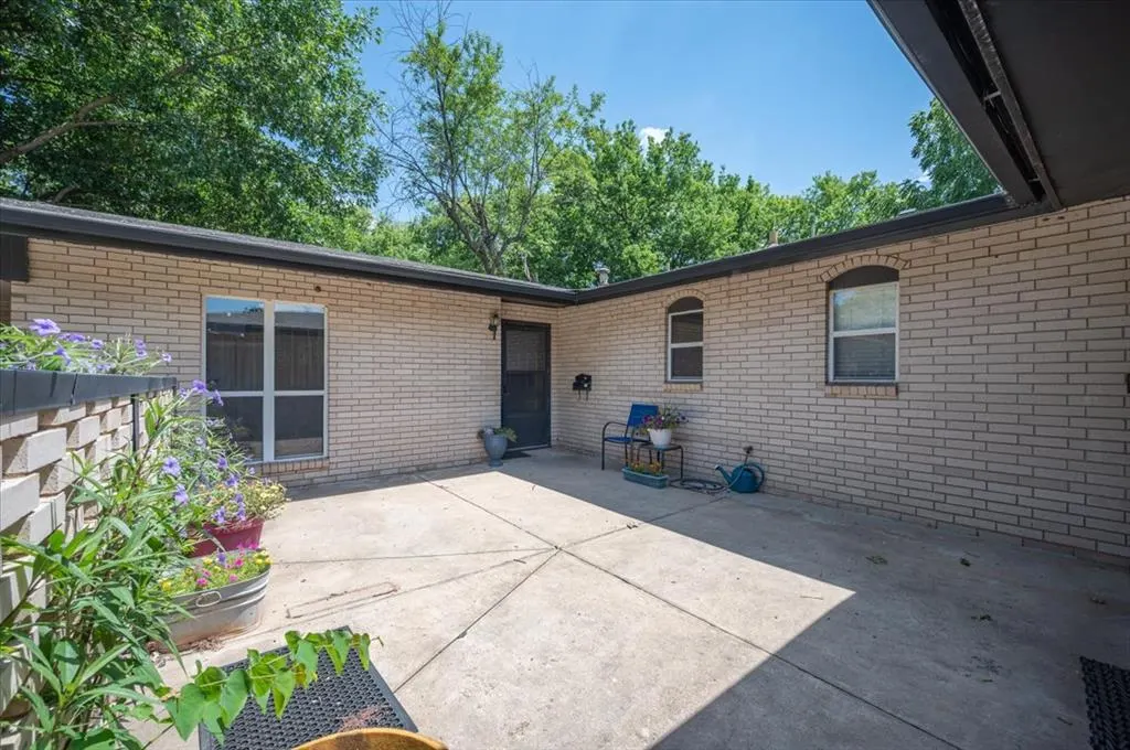 Photo 6 — 607 S Willis Street 607 & 609, Stillwater, OK 74074