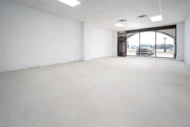 Photo 4 — 1024 N Flood Avenue 1024, Norman, OK 73069