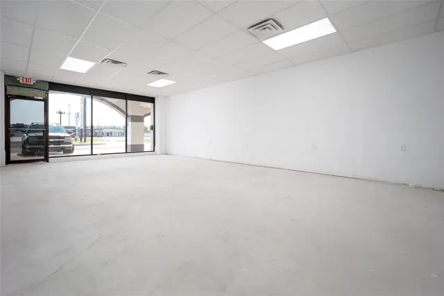 Photo 7 — 1024 N Flood Avenue 1024, Norman, OK 73069