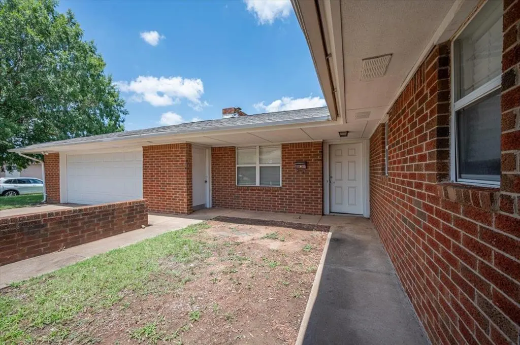 Photo 7 — 1509 N Hartford Street 1509 & 1511, Stillwater, OK 74075