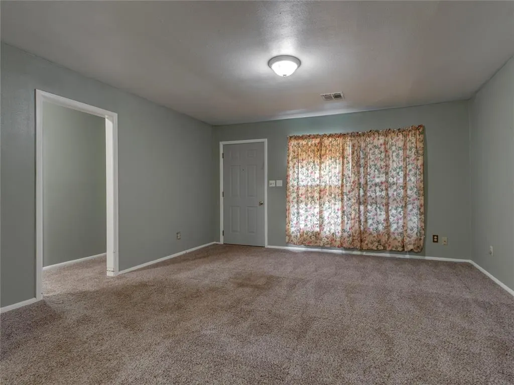 Photo 4 — 4425 NW 32nd Street, Oklahoma City, OK 73112