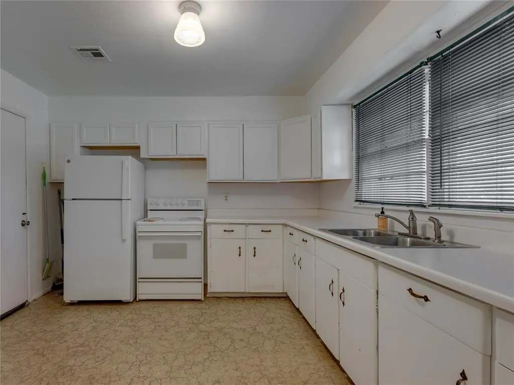 Photo 9 — 4425 NW 32nd Street, Oklahoma City, OK 73112