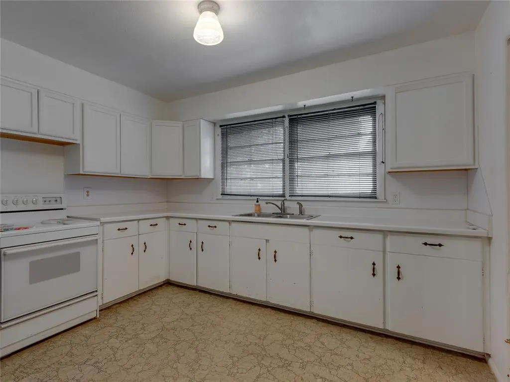 Photo 10 — 4425 NW 32nd Street, Oklahoma City, OK 73112