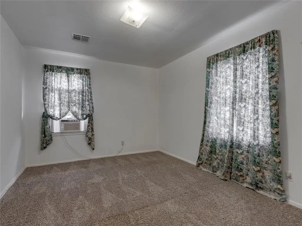 Photo 12 — 4425 NW 32nd Street, Oklahoma City, OK 73112
