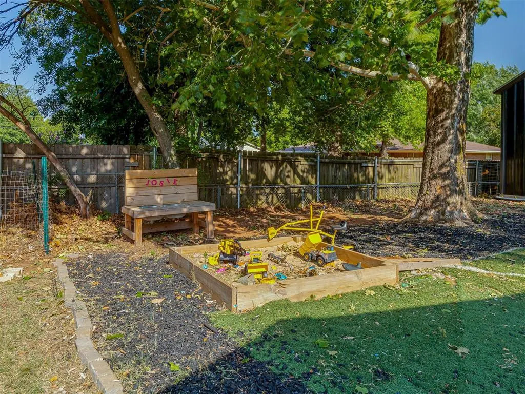 Photo 44 — 540 E Suera Terrace, Mustang, OK 73064
