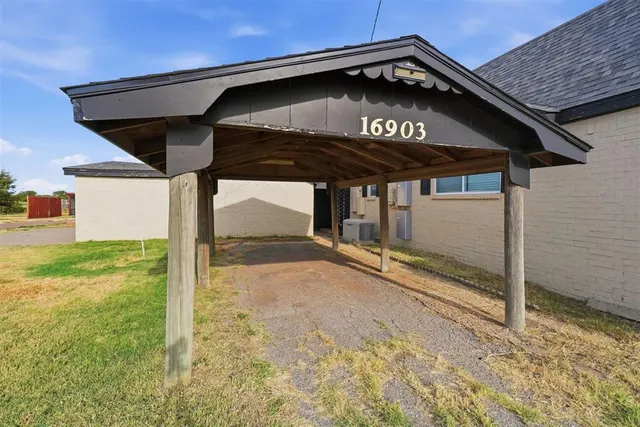 Photo 3 — 16903 State Highway 6, Olustee, OK 73560