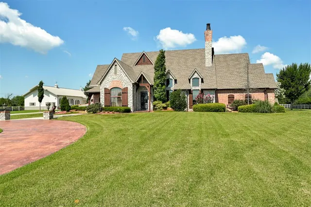 Photo 3 — 1766 S Main Avenue, Washington, OK 73093