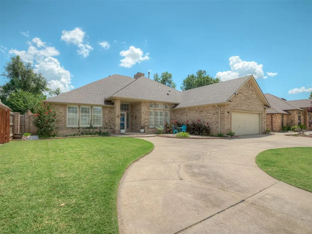 Photo 2 — 8024 NW 100th Street, Oklahoma City, OK 73162