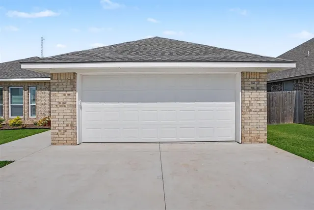 Photo 4 — 3320 Continental Court, Altus, OK 73521