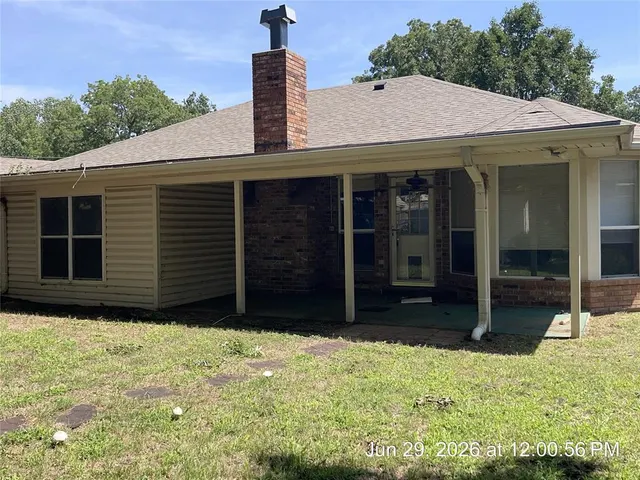 Photo 5 — 3 Larkens Place, Shawnee, OK 74801