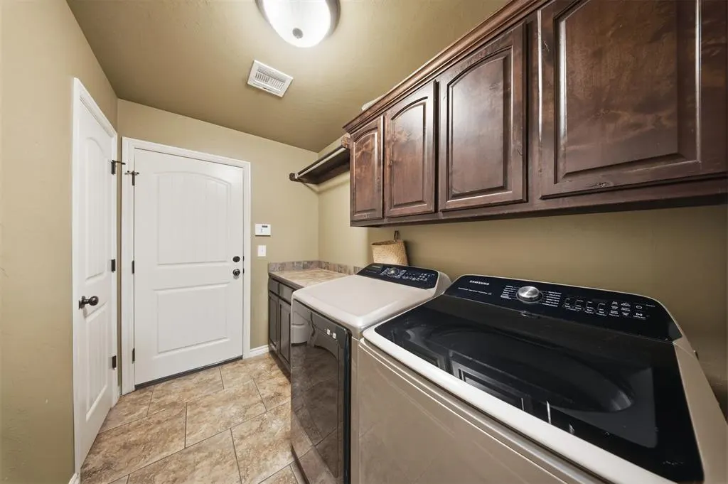 Photo 23 — 2425 Glenmere Drive, Edmond, OK 73003
