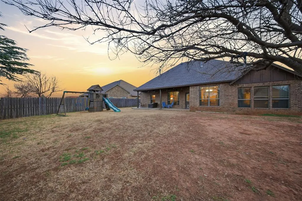 Photo 29 — 2425 Glenmere Drive, Edmond, OK 73003