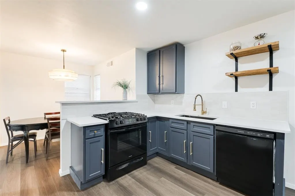 Photo 6 — 3613 NW 53rd Street, Oklahoma City, OK 73112