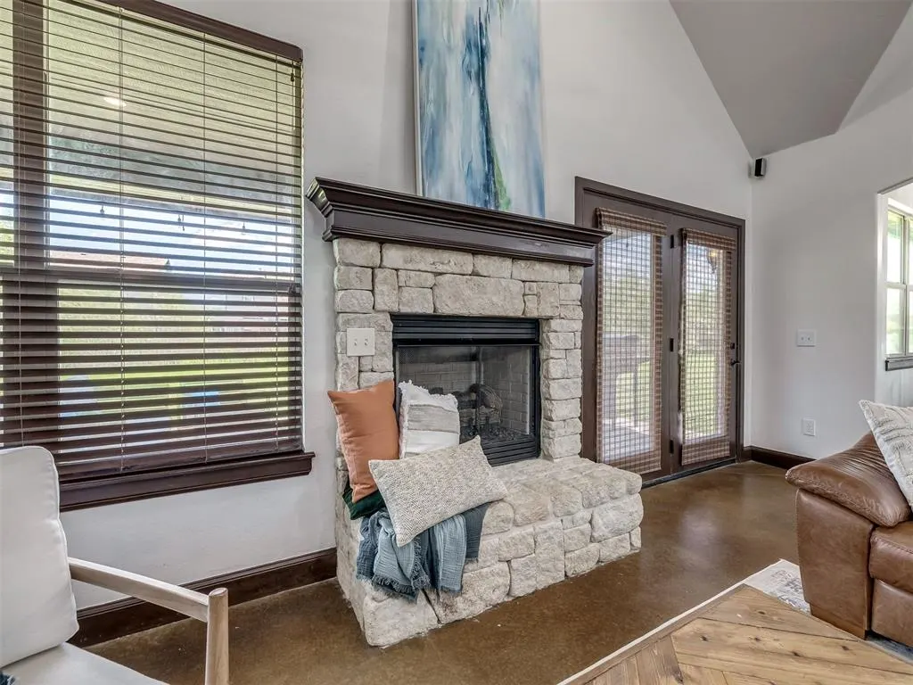 Photo 14 — 17400 Barrington Hills Lane, Edmond, OK 73012