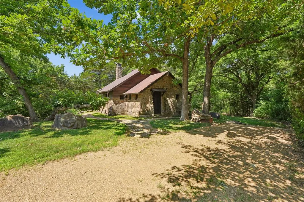 Photo 2 — 9001 Bison Ranch Road, Guthrie, OK 73044