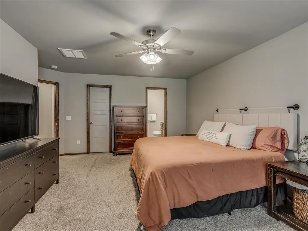 Photo 11 — 10701 NW 20th Street, Yukon, OK 73099